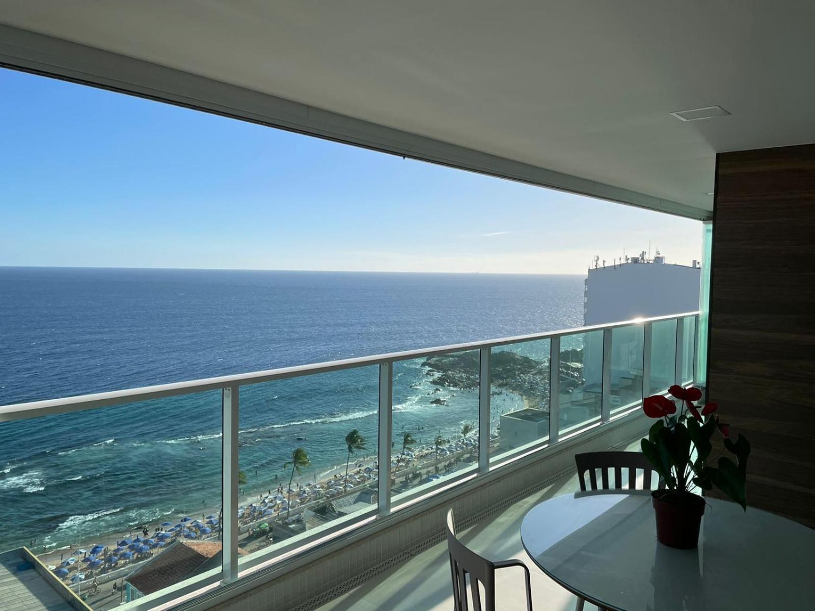 Apartamento Na Barra Alto Padrao Com Vista Mar *
