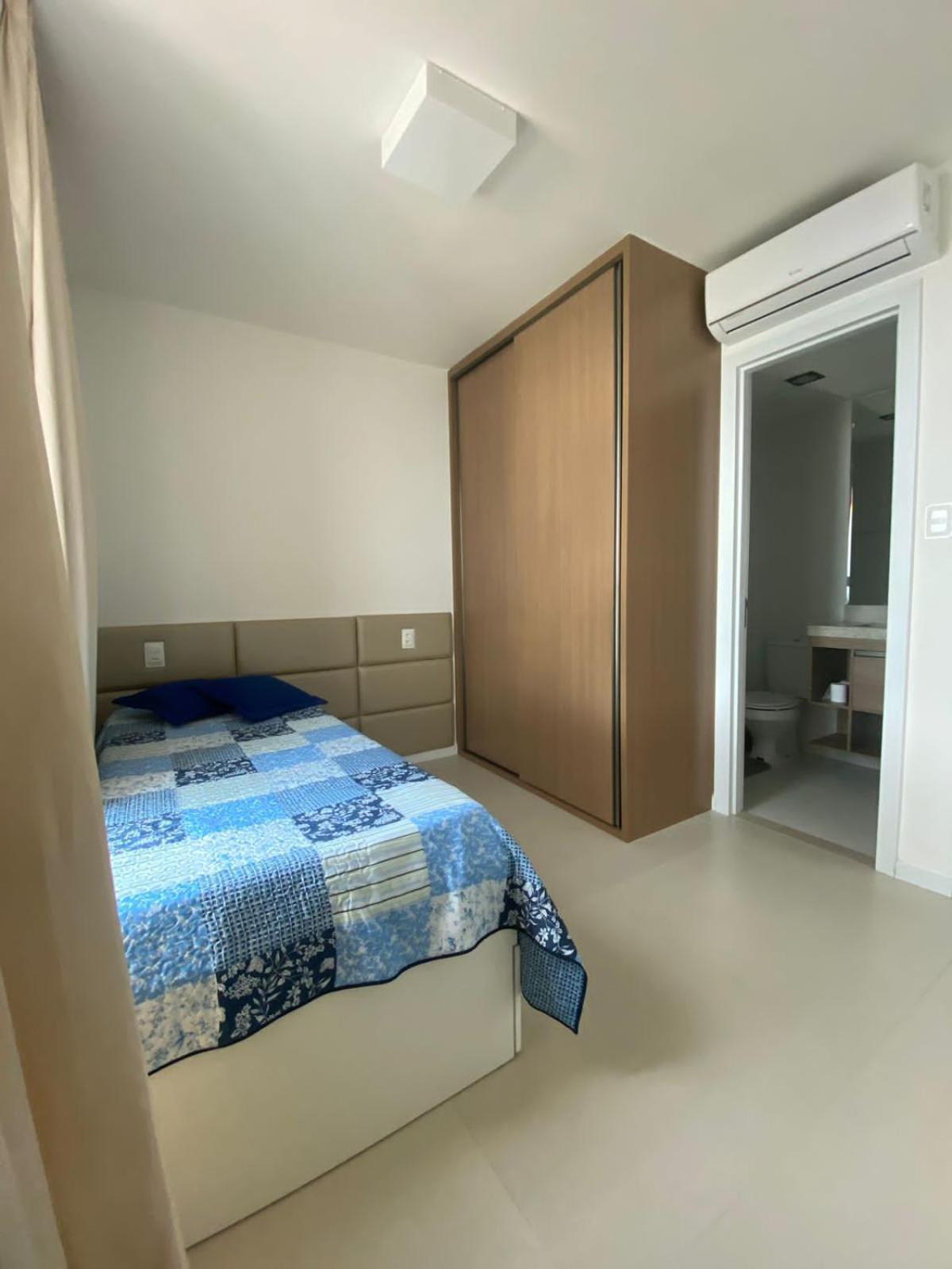 Apartamento Na Barra Alto Padrao Com Vista Mar
