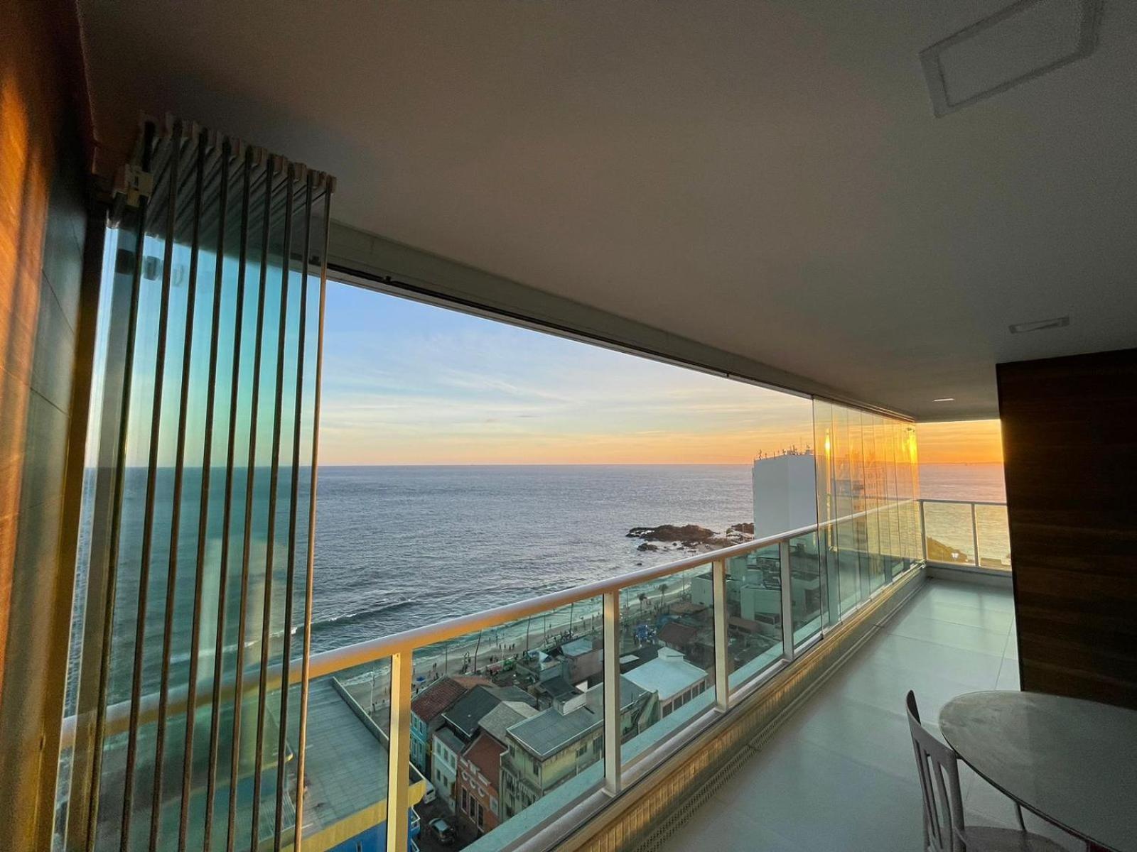 Na Barra Alto Padrao Com Vista Mar *