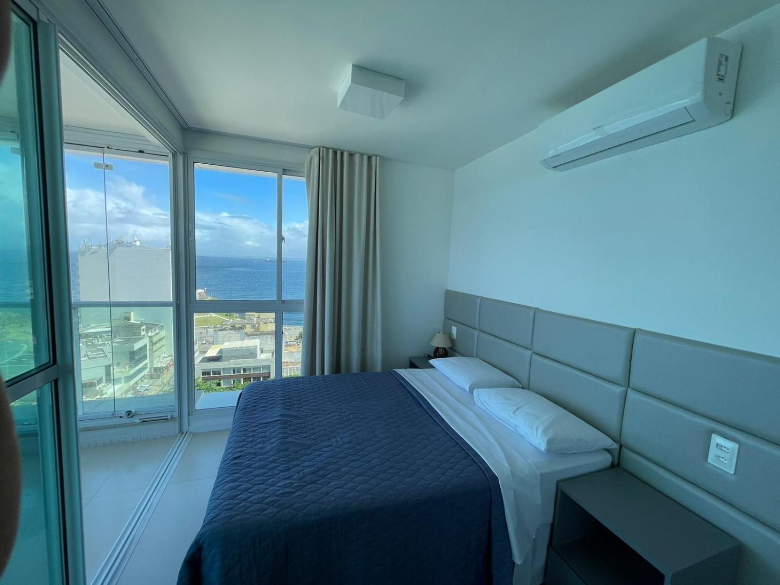 Apartamento Na Barra Alto Padrao Com Vista Mar Salvador